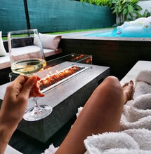 Load image into Gallery viewer, Elementi Hampton Fire Table